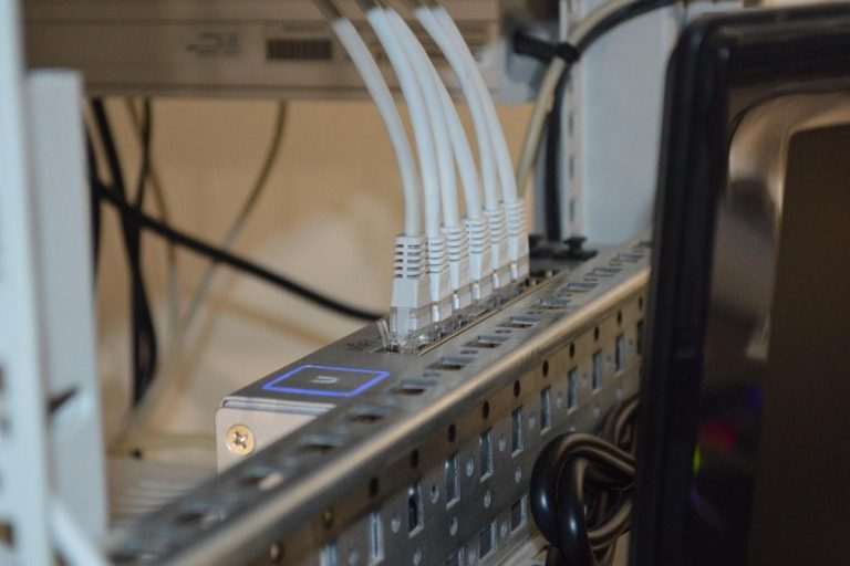 data backup kicks in during outage data backup kicks in during outage