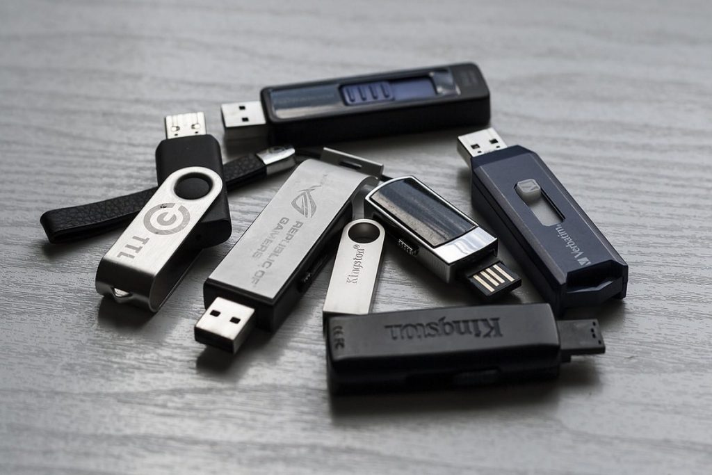 What is a USB-Definition, Uses, Types and More