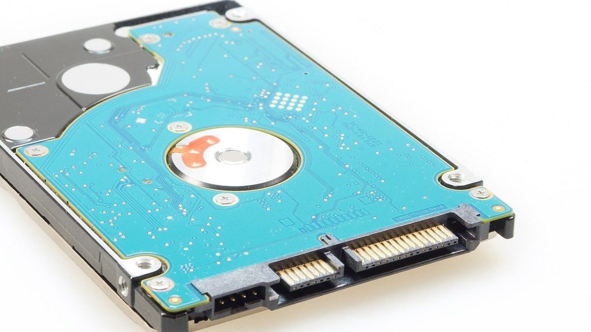 What is HHD (Hybrid Hard Drives)? Definition, Advantages and More