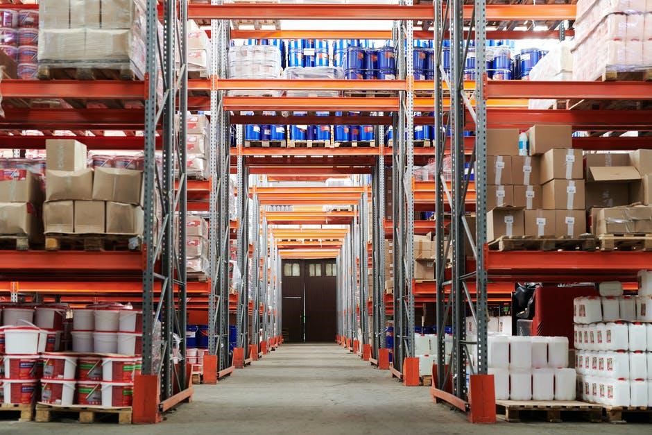 Ultimate Guide in Choosing Your Shipping and Warehouse Services