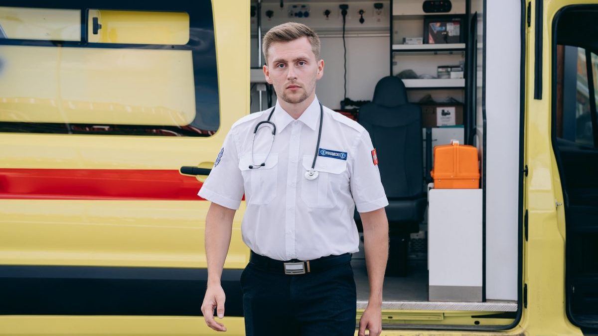 What is Non-emergency Ambulance Transportation? – Its Uses and Parameters