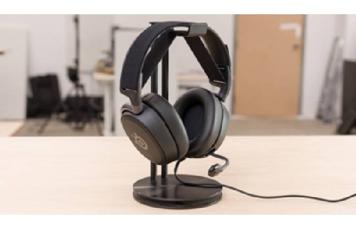 Bonus: Arctis Prime Gaming Headset for Communication