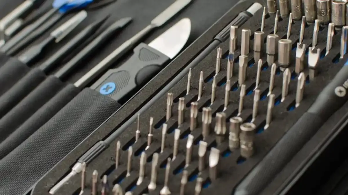 The Latest Phone Repair Gadgets You Need [2025]