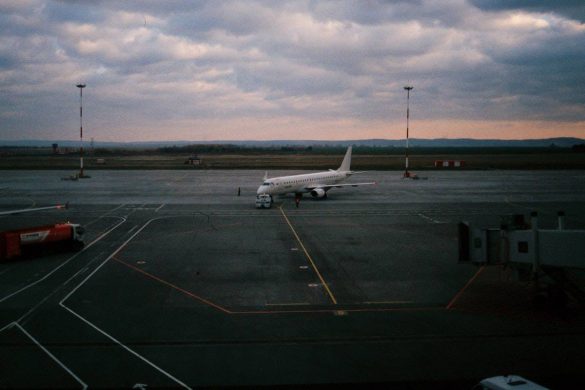 Allegiant Airlines with Red Eye Flights