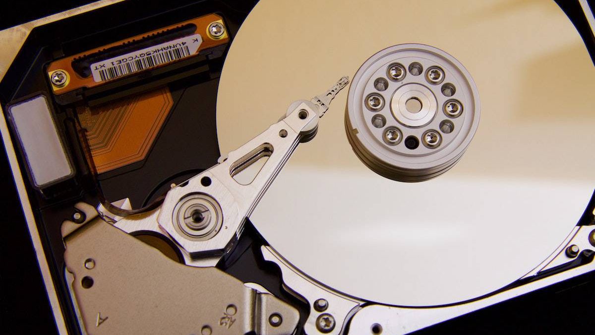 Why most Industries these days are using NAND-based storage media?