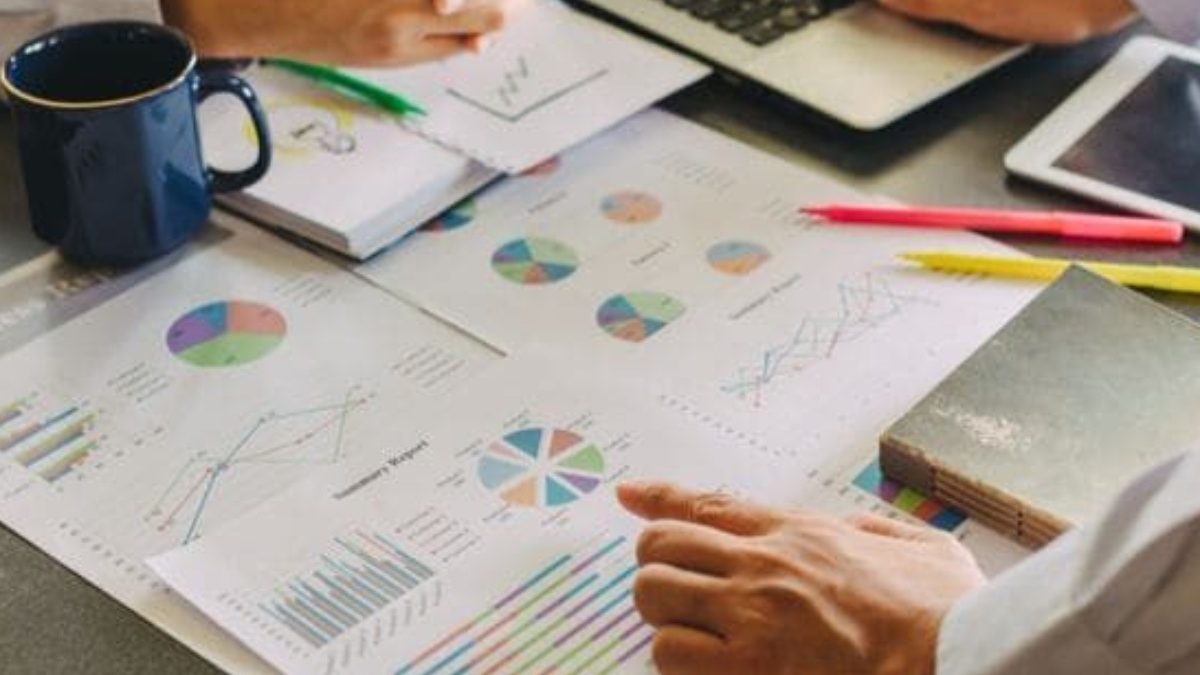 Understanding Mutual Fund Analytics: Better Investing [2025]