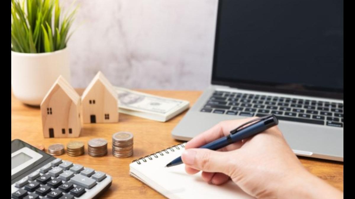 Calculating Your Way to Homeownership: 5 Ways a Loan Calculator Helps You Decide