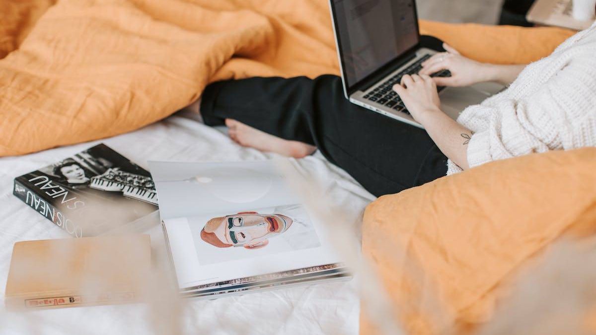 Empowering Artists with Cryptocurrency: A Guide [2025]