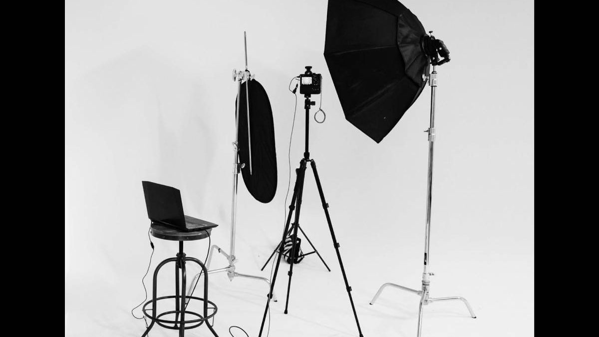 How to Find the Best Photo Studio in Houston for Professional Headshots
