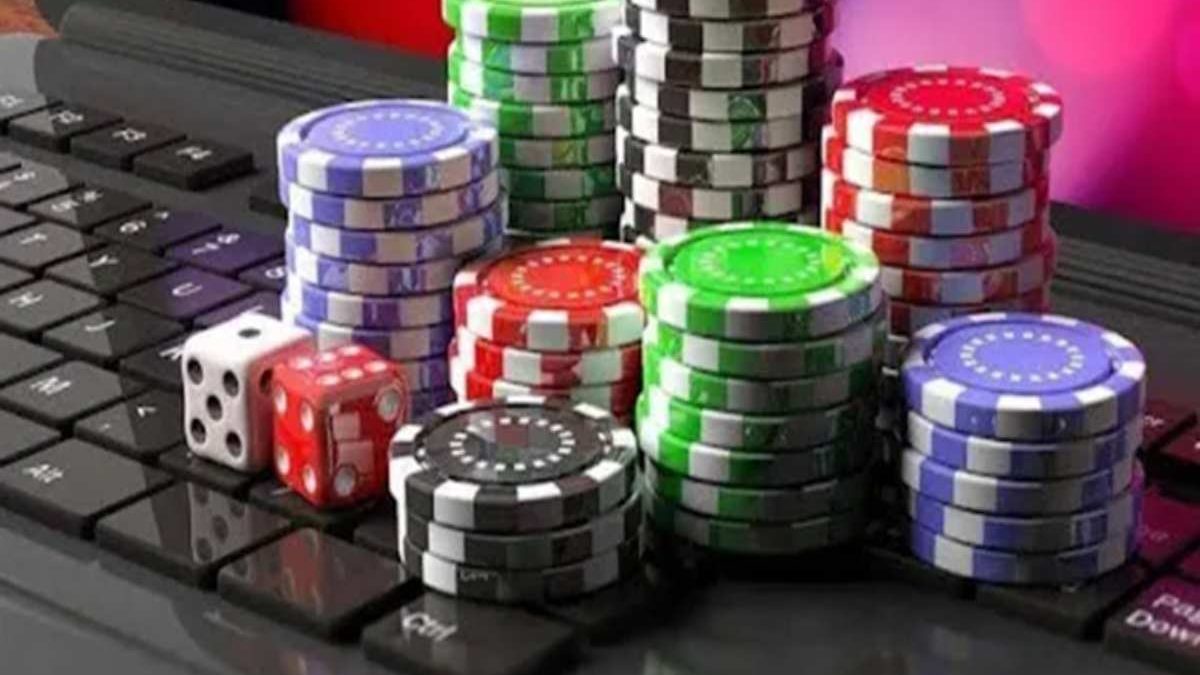 Navigating the Dynamic Realm of Online Casinos and Sports Betting