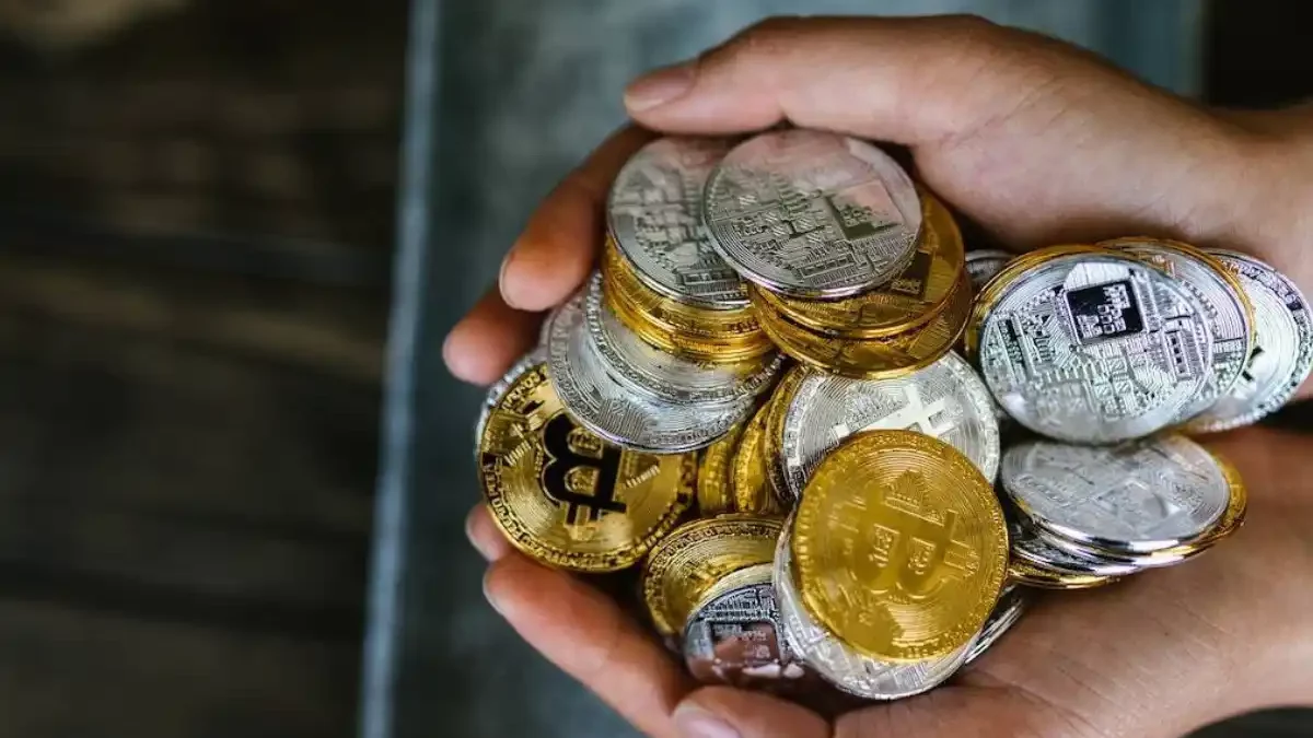 Cryptocurrency a Good Investment in 2025: Expert Opinions