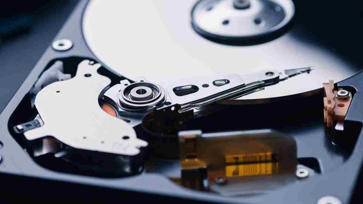 A Guide to Identify the Best Server Hard Drive for Your Needs