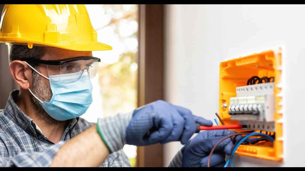 Top 10 Electricians Near Me, Delhi, India