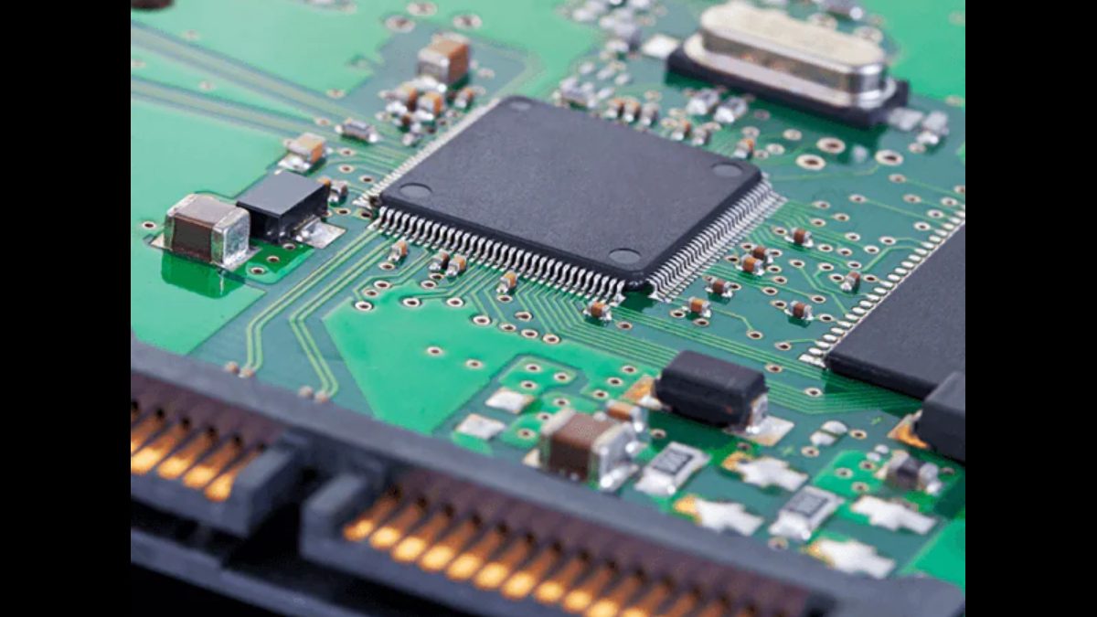 Which One to Choose? Qt and Other Frameworks for Embedded Systems