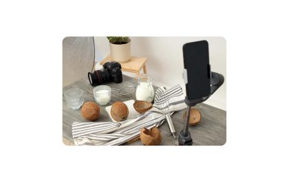7 Essential iPhone Accessories for Vloggers