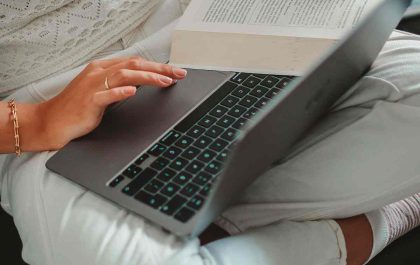 A Guide to Earning High Grades When Studying Online