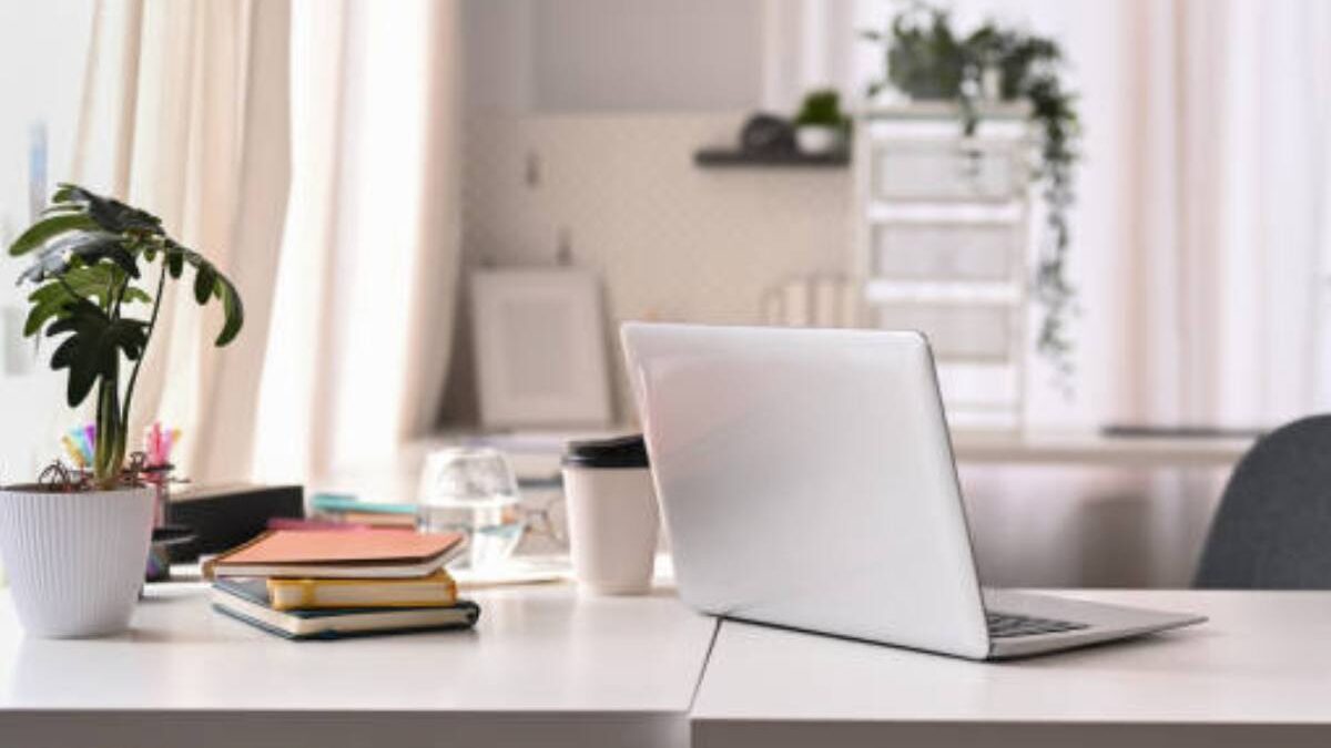 Reasons Why You Should Have A Home Office
