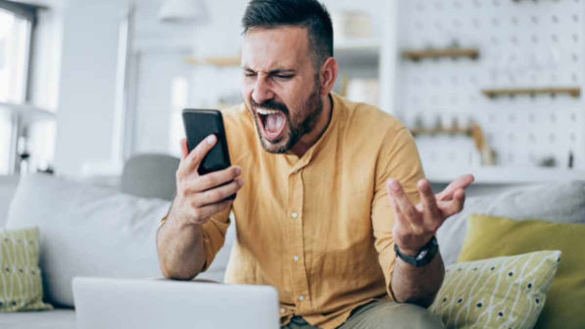 Poor Customer Service Harms Your Sales