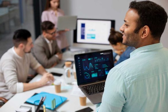 Top Reasons To Outsource Your IT Services in 2025 - CTR