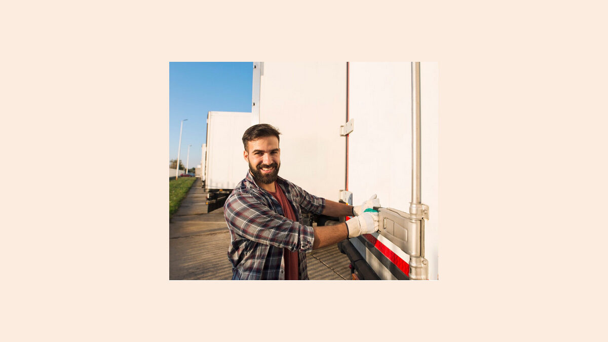 Essential Things You Need for Trucking Business [2025]