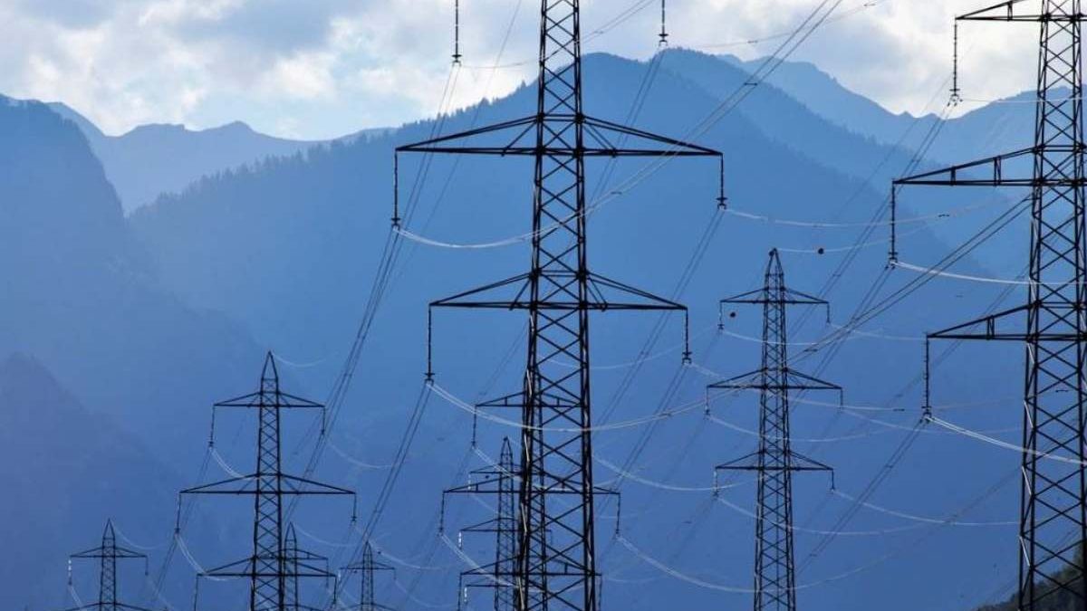 How much is our energy supply threatened by cyberattacks?