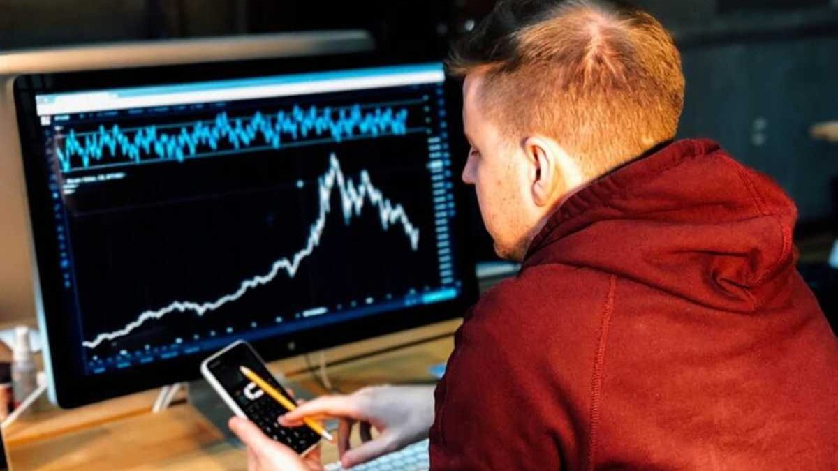 Why You Should Use an Invite Code to Join Axiom Trade in 2025