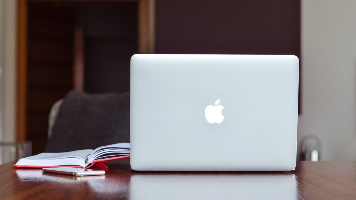 MacBook Accessories – The Best Way to Enhance Your Laptop