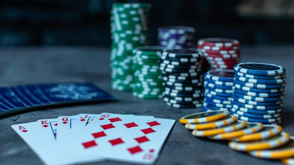 E-Sports in Belgium: How CS2 and FIFA Are Replacing Poker Among Young People