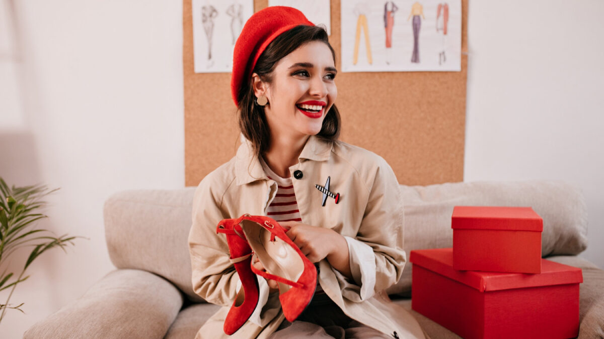 Valentine’s Day Gift Ideas For Stylish Women 2025