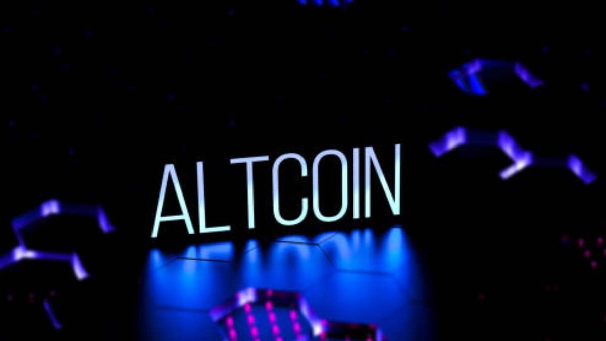 Invest in Altcoins: A guide for Beginners [2026]