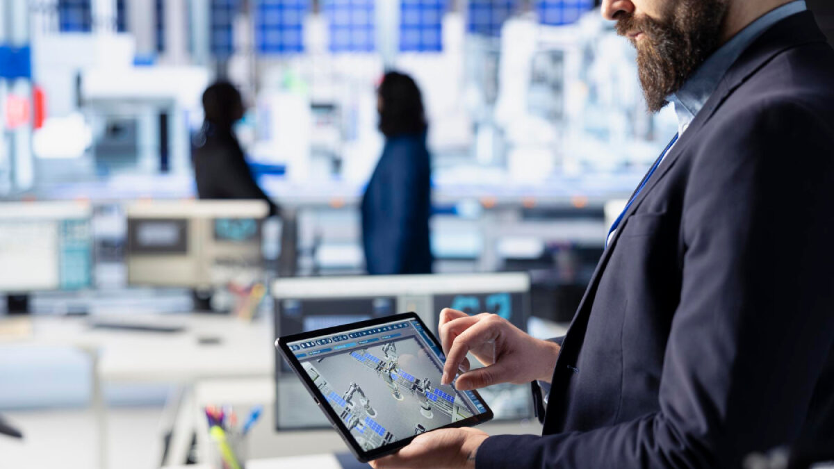 The Benefits of Monitoring Your Company’s Digital Environment 24/7