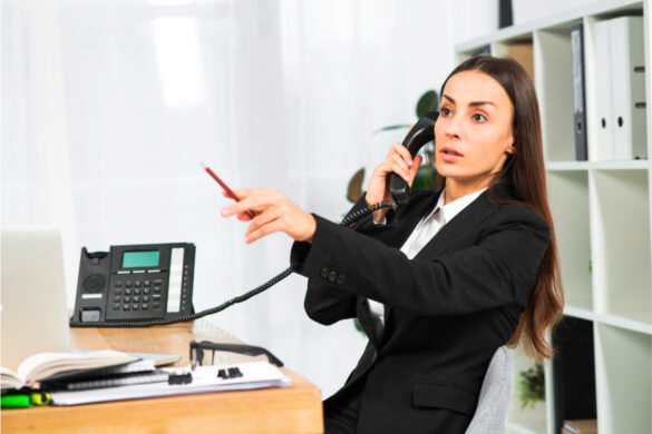 Why Your Business Should Invest in a Hosted PBX Service 1