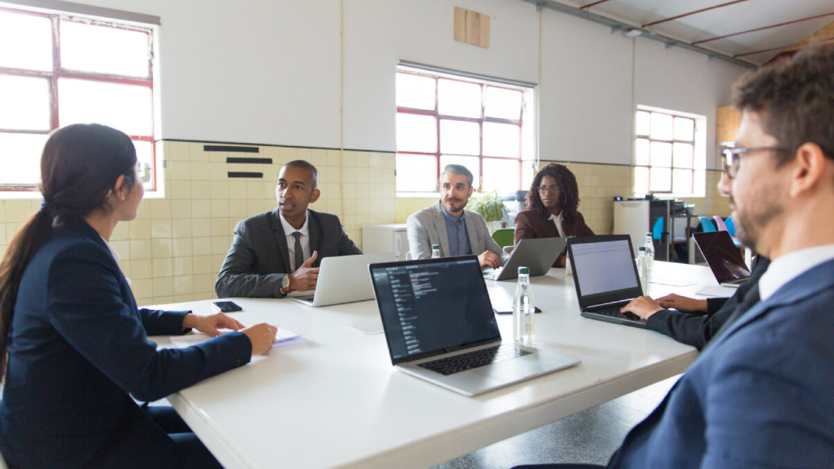 HR Training Platform vs Traditional Training Methods: Which Yields Better Results?