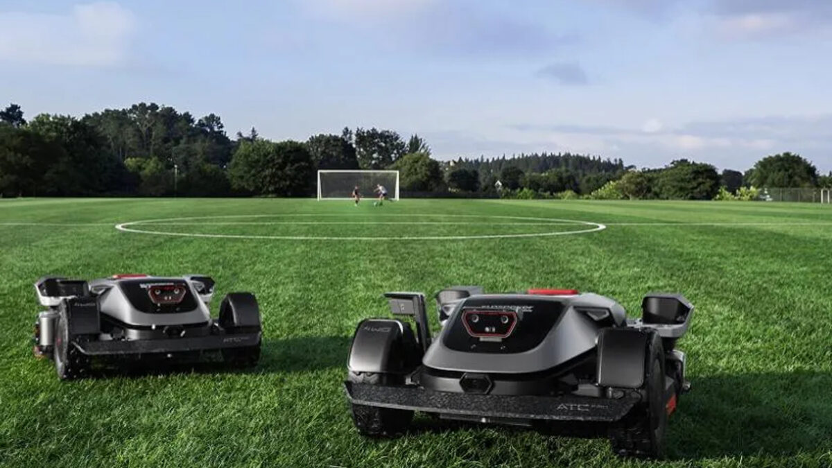 Wire-Free GPS Robot Mowers: Key Benefits Explained
