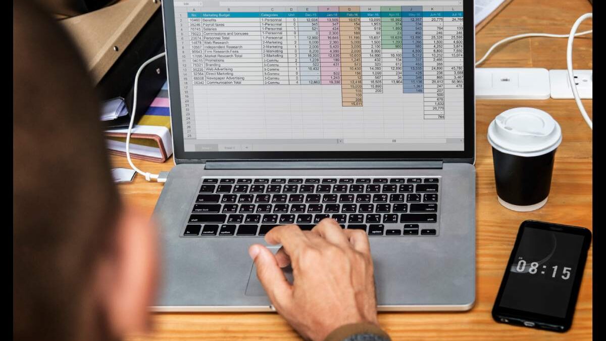 The 5 Best PDF to Excel Converters for 2026 (For Precise Data Extraction)